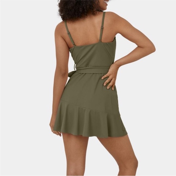 Halara V Neck Tie Side Ruffle 2-Piece Pocket Flowy Mini Casual NWT Medium Shorts - Picture 2 of 12